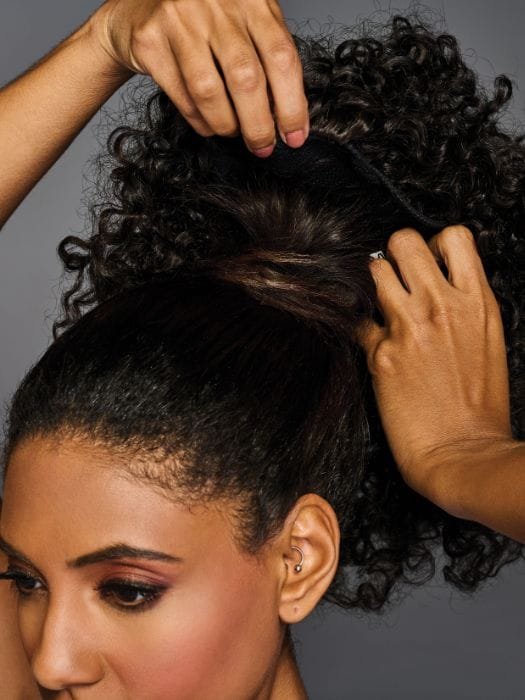 16" Coily Cinched Pony | Hairdo image 2